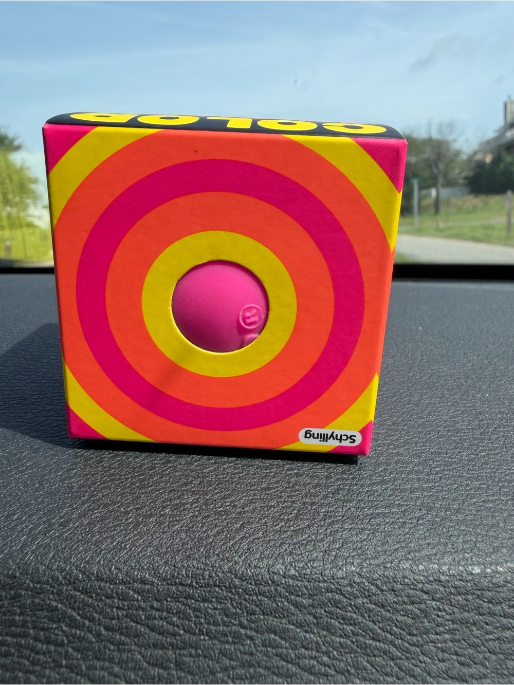 Needoh color change - pink